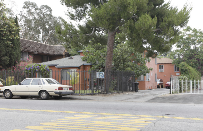 5918 Tujunga Ave in North Hollywood, CA - Building Photo - Building Photo