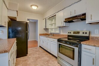 2710 Glenn Hills Dr in Augusta, GA - Building Photo - Building Photo