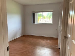 1089 Benoist Farms Rd in West Palm Beach, FL - Building Photo - Building Photo