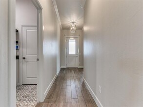 13312 Sandoval St in Oklahoma City, OK - Building Photo - Building Photo