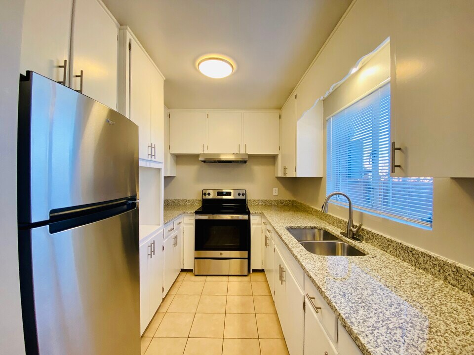 2703 E Copper St in Tucson, AZ - Building Photo