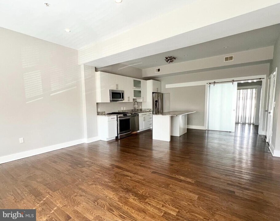 1620 E St NE in Washington, DC - Building Photo