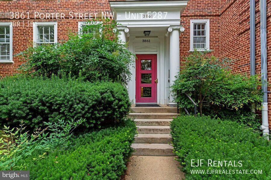 3861 Porter St NW in Washington, DC - Building Photo