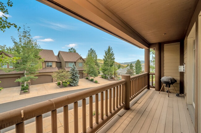 3023 Lower Saddleback Rd in Park City, UT - Building Photo - Building Photo