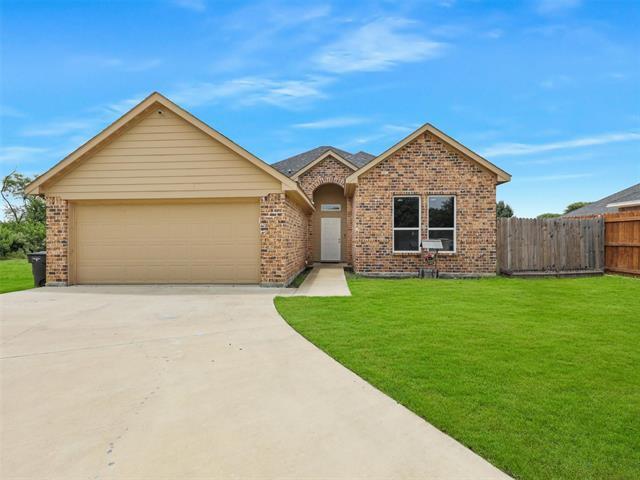 3101 EastCrest Ct in Fort Worth, TX - Building Photo