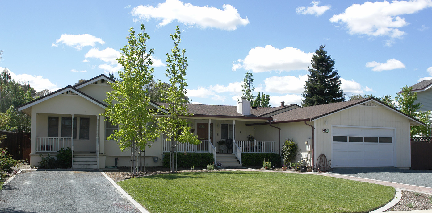 3161 Rodeo Ln in Livermore, CA - Building Photo