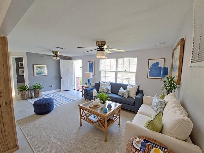 3513 Westchester Dr in Holiday, FL - Building Photo - Building Photo