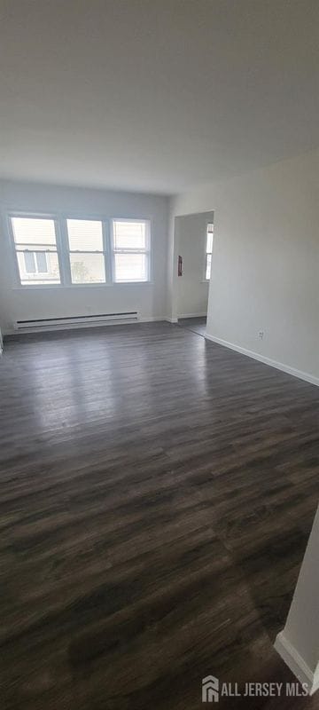 358 Raritan St in South Amboy, NJ - Foto de edificio - Building Photo