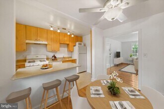 2714 Ordway St NW in Washington, DC - Building Photo - Building Photo