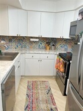 8134 NW 17th Mnr in Plantation, FL - Building Photo - Building Photo