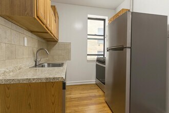 715 W 172nd St in New York, NY - Building Photo - Building Photo