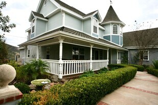 10031 Valle Caballo Ln in El Cajon, CA - Building Photo