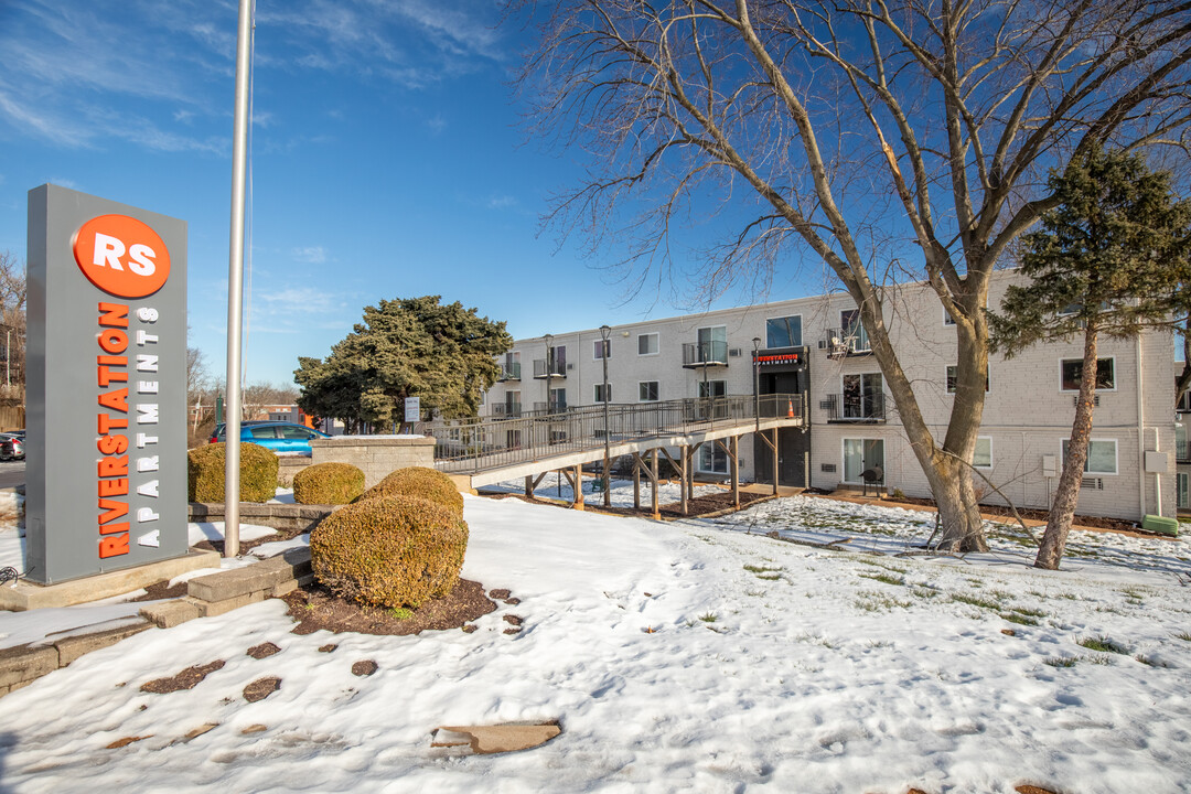 Riverstation Apartments in St. Louis, MO - Building Photo