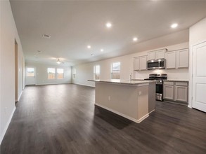 11808 Reindeer Dr in Austin, TX - Building Photo - Building Photo