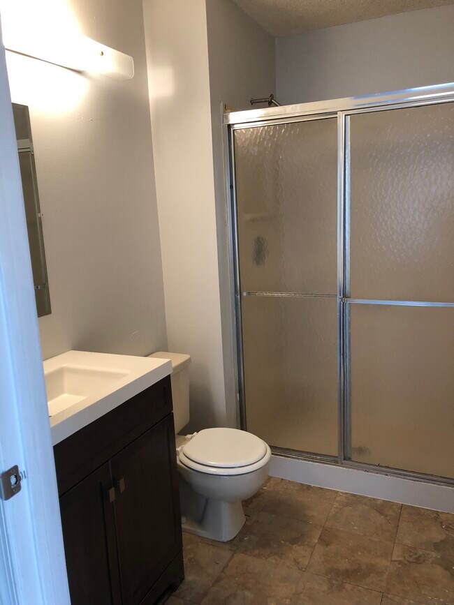 100 Liberty Ct Rentals in Galloway, NJ