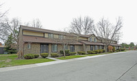 Legacy Pointe Villas in Southfield, MI - Foto de edificio - Building Photo