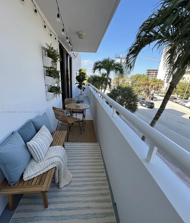 6830 Indian Creek Dr in Miami Beach, FL - Building Photo - Building Photo