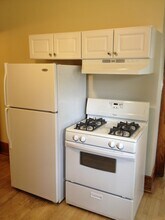 3429 N Oakland Ave in Milwaukee, WI - Building Photo - Building Photo