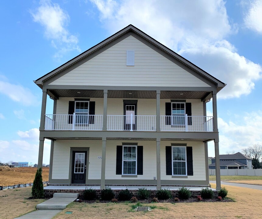 1222 Westlawn Blvd in Murfreesboro, TN - Building Photo