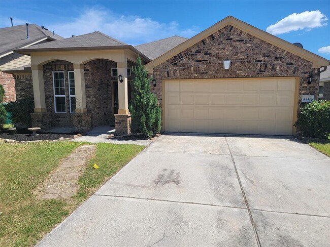 2526 Wood Park Blvd in Conroe, TX - Building Photo - Building Photo