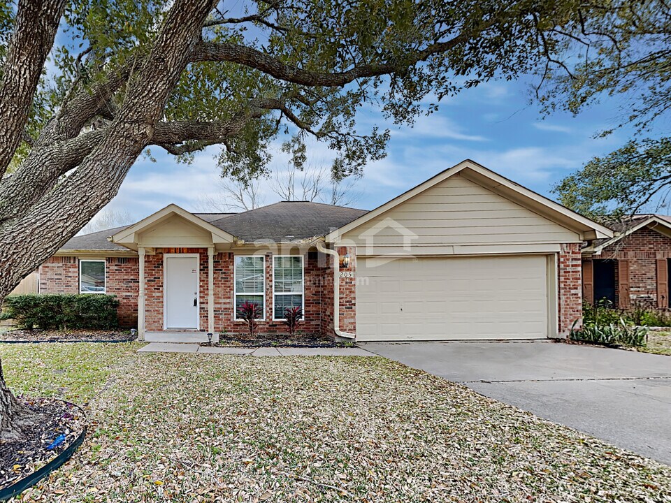 2955 County Road 855 in Alvin, TX - Building Photo