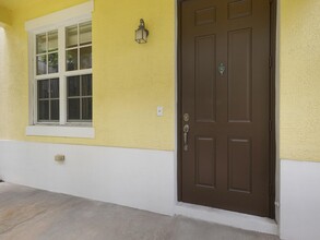 110 W Coda Cir in Delray Beach, FL - Building Photo - Building Photo