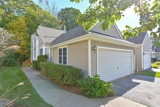 123 Lordvale Blvd, Unit 123 in Grafton, MA - Building Photo - Building Photo