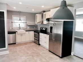 1536 Emerywood Dr in Charlotte, NC - Building Photo - Building Photo