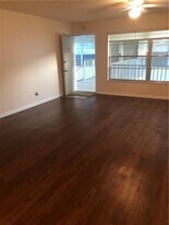 3554 N University Dr in Coral Springs, FL - Building Photo