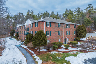 Somerset Hills in Acton, MA - Building Photo - Building Photo