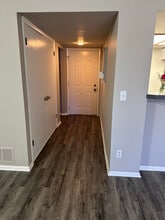 124 S Rockrimmon Blvd in Colorado Springs, CO - Building Photo - Building Photo