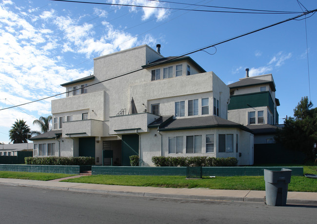 560 Florida St in Imperial Beach, CA - Building Photo - Building Photo