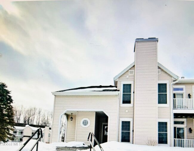 property at 413 Diamond Rock Cir