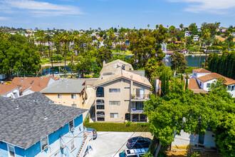 827 Glendale Blvd in Los Angeles, CA - Building Photo - Building Photo