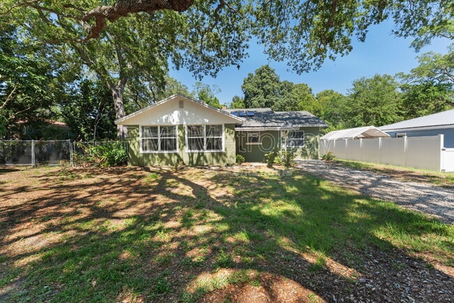 property at 4939 Woodland Dr