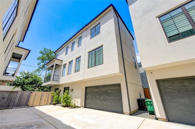 1509 Caywood Ln
