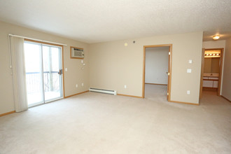 Bella Place Apartments in West Fargo, ND - Building Photo - Interior Photo