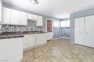 537 Northfield Rd in Bedford, OH - Building Photo - Building Photo