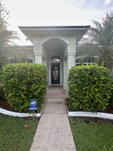 6744 Ferri Cir in Port Orange, FL - Building Photo - Building Photo