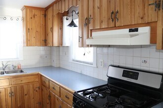 40 Baker Ave in Quincy, MA - Building Photo - Building Photo