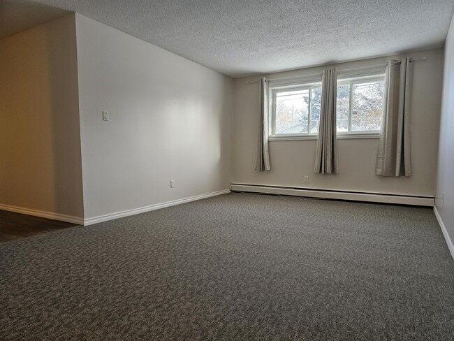 10325-10156 156 St NW in Edmonton, AB - Building Photo - Building Photo