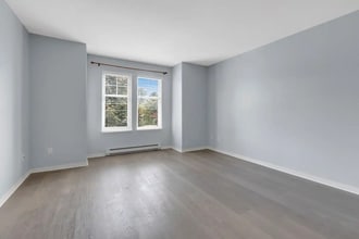 14902 57 Av in Surrey, BC - Building Photo - Building Photo