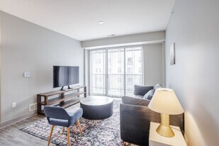 121 E Freedom Way in Cincinnati, OH - Building Photo