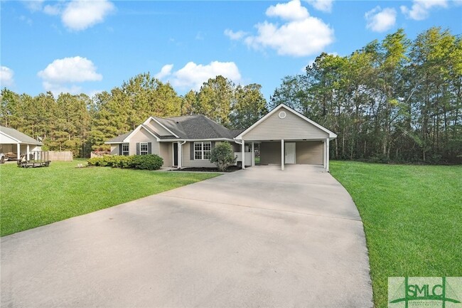 396 Abbey Dr in Richmond Hill, GA - Building Photo - Building Photo