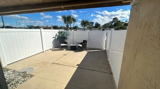 21380 US-27 in Lake Wales, FL - Foto de edificio - Building Photo