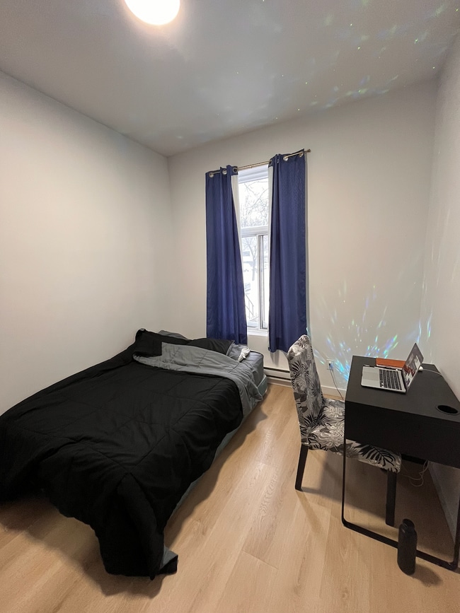 property at 5136 Papineau Av