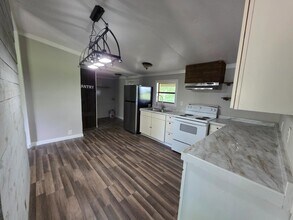 1577 Corinth Poseyville Rd in Bremen, GA - Building Photo - Building Photo