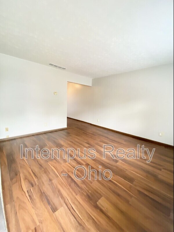 718 W Light St in Urbana, OH - Building Photo - Building Photo