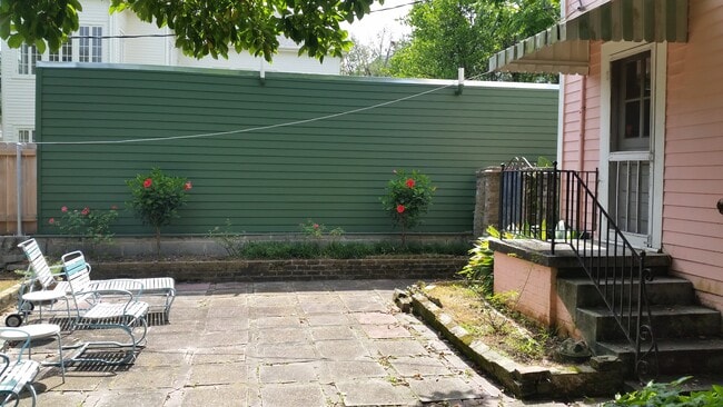 4723 Carondelet St, Unit D in New Orleans, LA - Building Photo - Building Photo