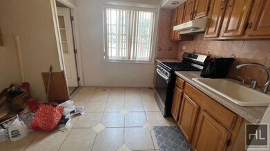 687 E 46th St in Brooklyn, NY - Building Photo - Building Photo